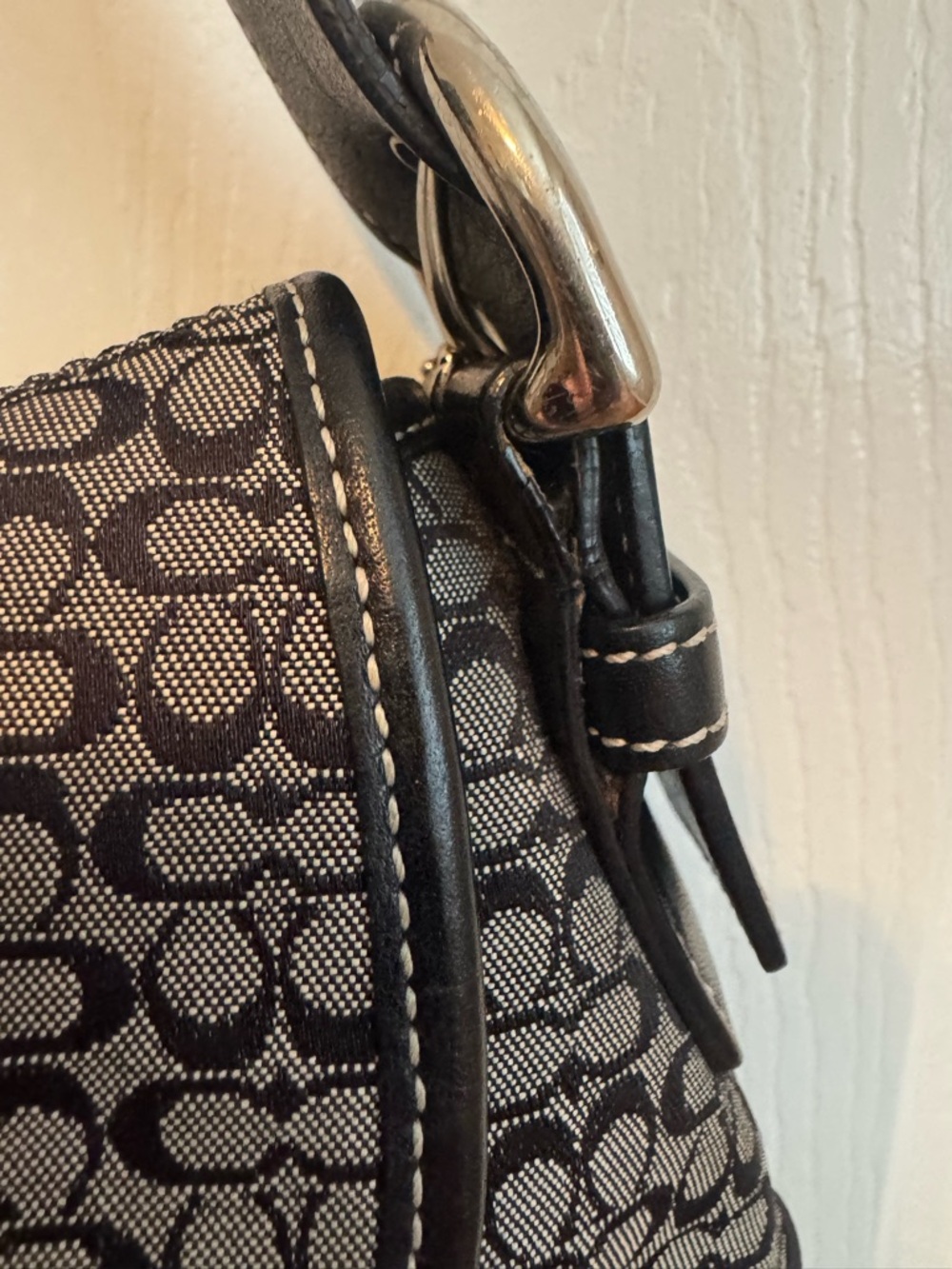 SOLD! Do not purchase! Black and Gray Coach Soho Shouder bag - Picture 6 of 12